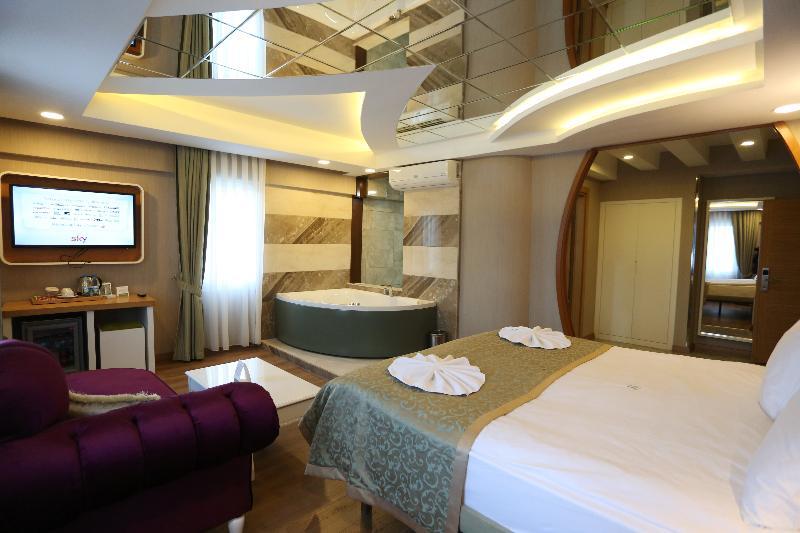 Life Corner Hotel İzmir Extérieur photo